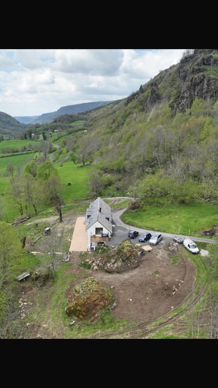 Bed and Breakfast La Lys Martagon Le Falgoux Екстер'єр фото