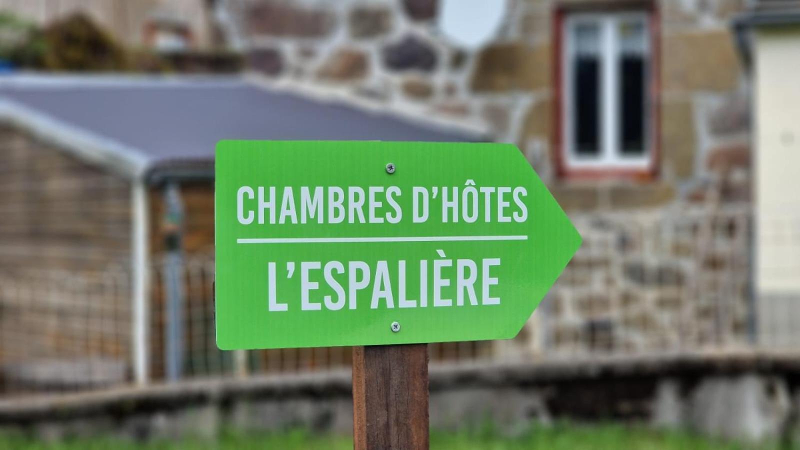 Bed and Breakfast La Lys Martagon Le Falgoux Екстер'єр фото